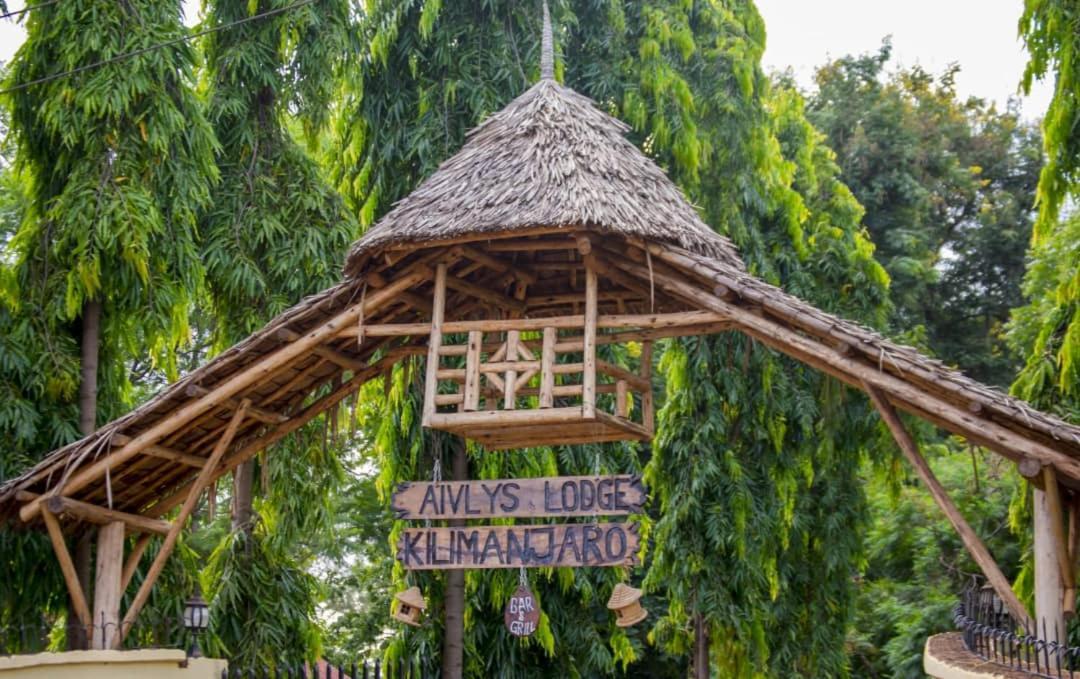 Aivlys Lodge Kilimanjaro Msaranga Buitenkant foto